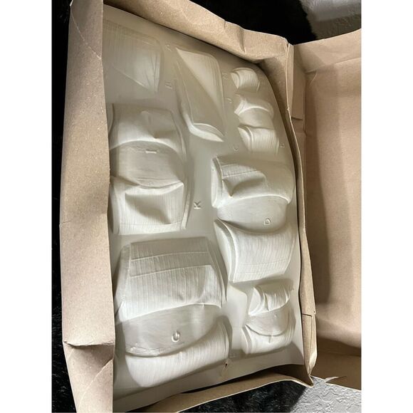 U.S.S. Constitution "Old Ironsides" Model Kit By Revell 85-5404  New Open Box - Picture 4 of 10